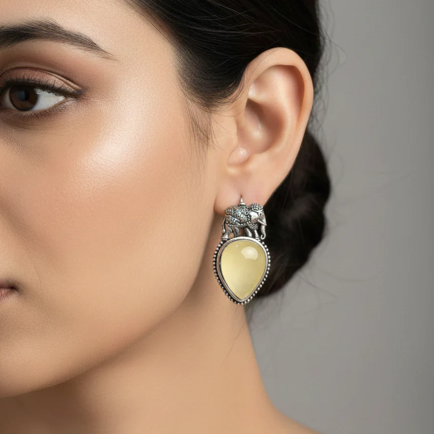 12 Random Jhumka Gift Set in Wooden Box with Mirror - Image 11